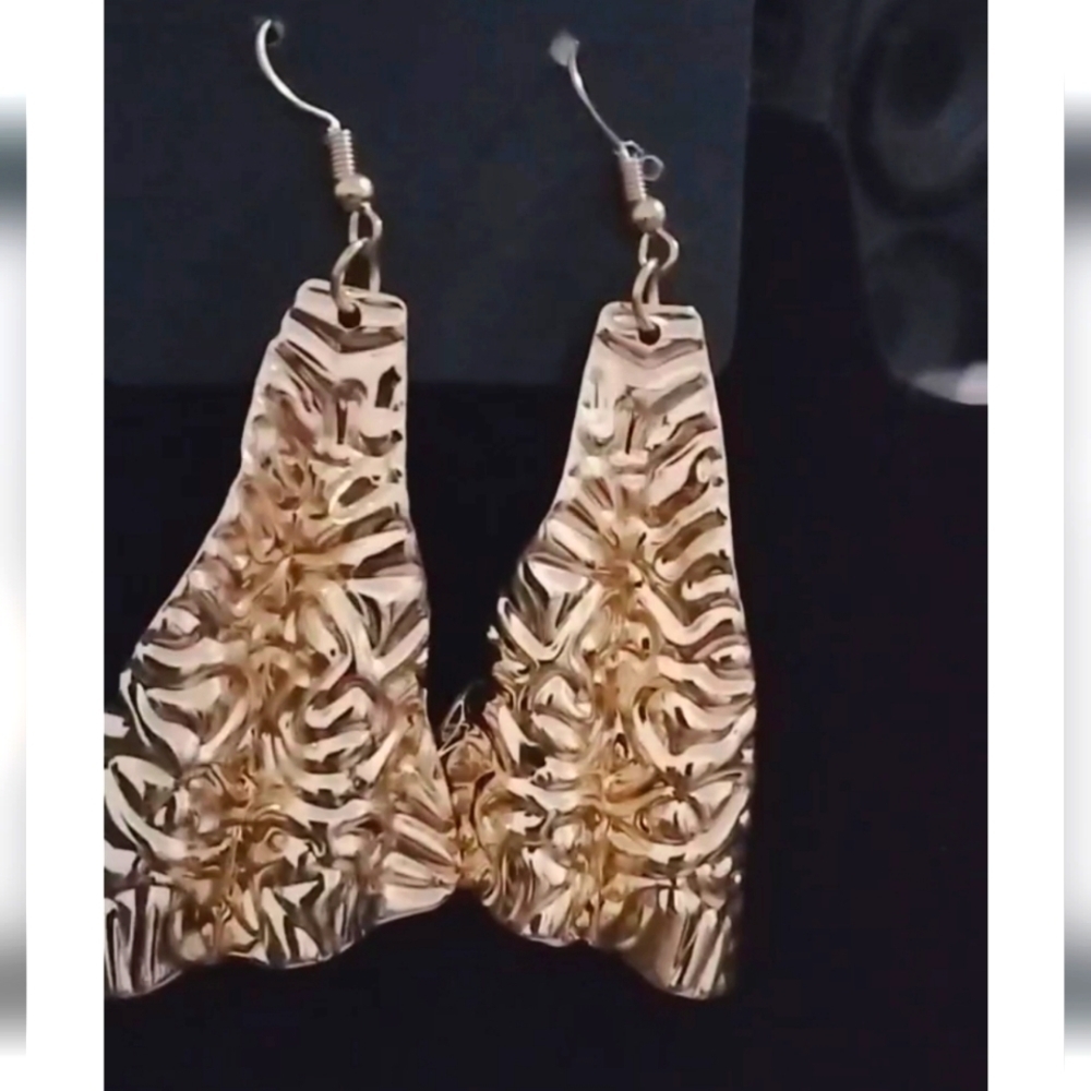 Hollywood gold dangles